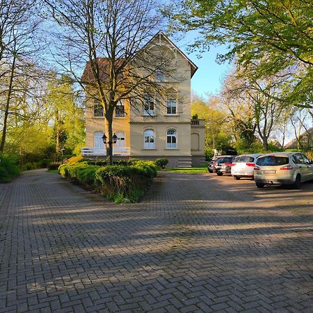 Emily'S Deichbude In Einer Historischen Villa In Dornumersiel Luaran gambar