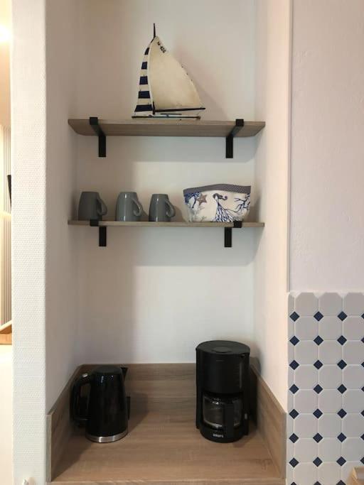 Emily'S Deichbude In Einer Historischen Villa In Dornumersiel Luaran gambar